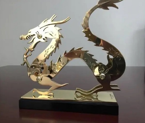 激光切割機在金屬藝術品精細雕刻中的應用